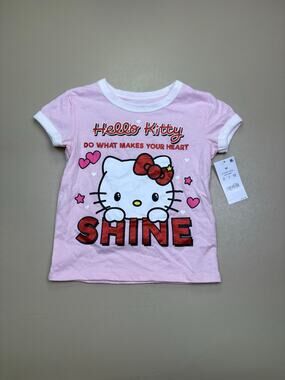 Hello Kitty Girls XS 4/5 Pink Graphic T-Shirt Shine Hearts Sanrio Short Sleeve